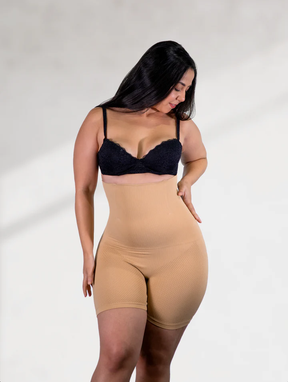 Cinta Modeladora com Barbatanas de Aço