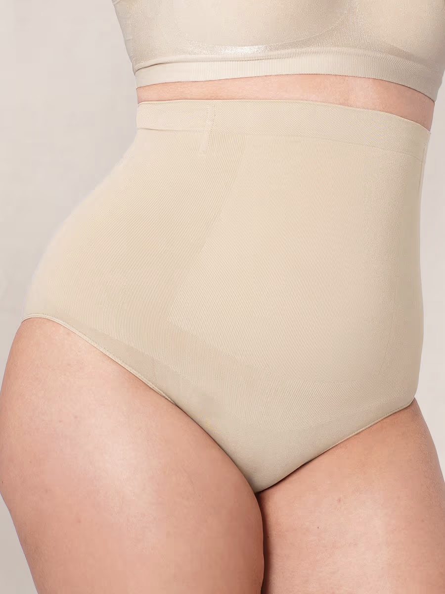 Compre 2 Leve 4: Calcinha Modeladora Lisa